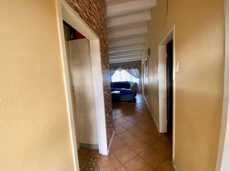 Own your space - Photo 6