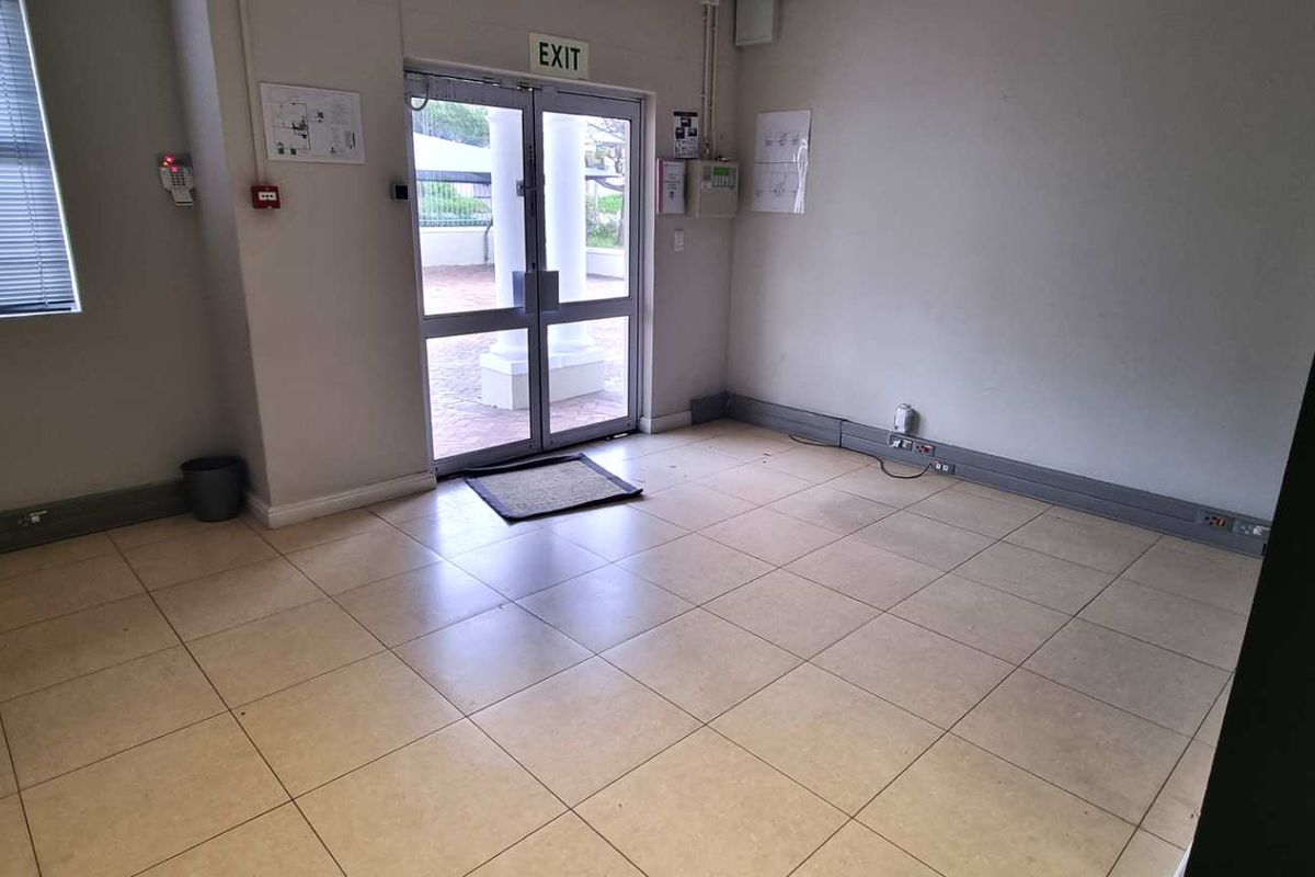 Double Storey Office in Westlake Business Park - Photo 3