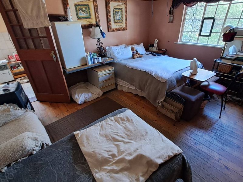 A home with endless potential in Westdene, Bloemfontein - Photo 9