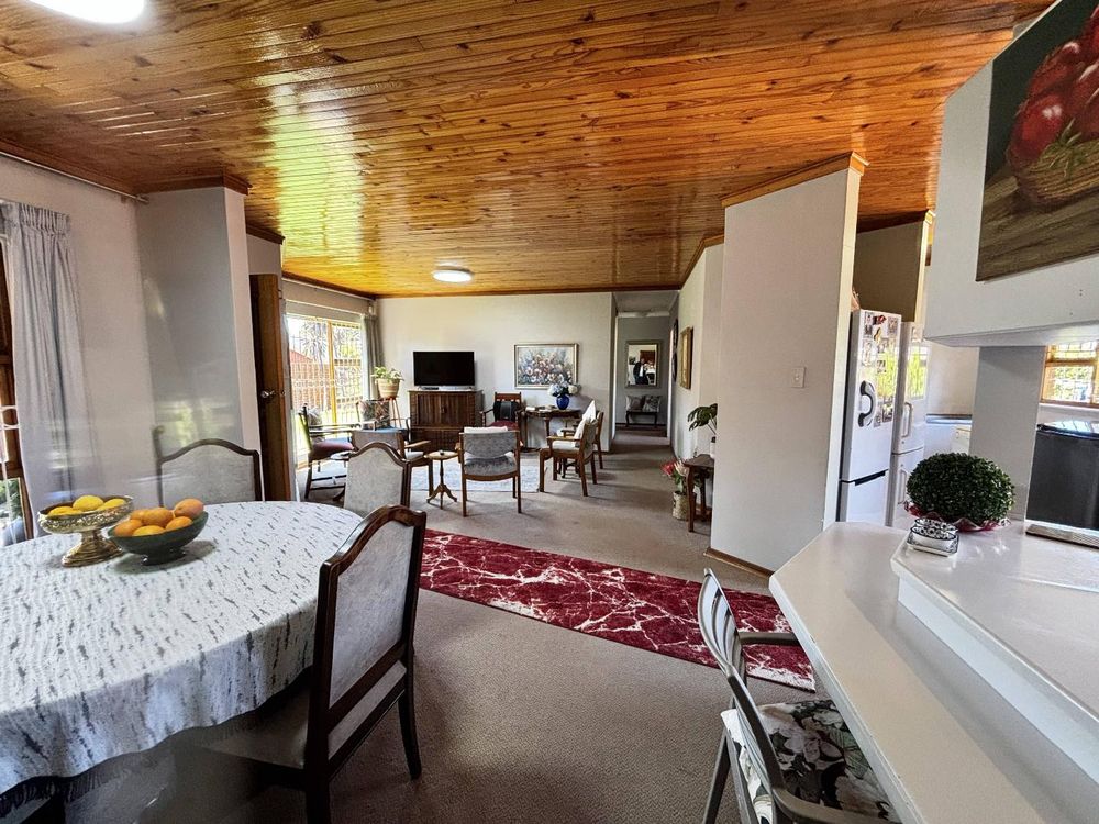 Open plan lounge and dining area