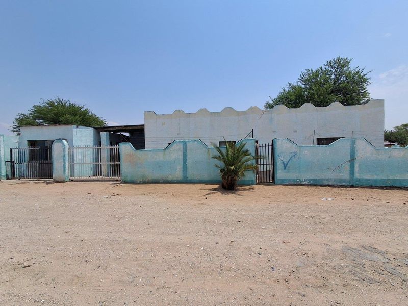 3 bedroom house for sale in Okahandja - Photo 7