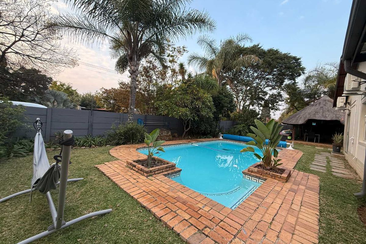 3 Bed, 2.5 bath family home in Queenswood Ext 2 - Photo 3