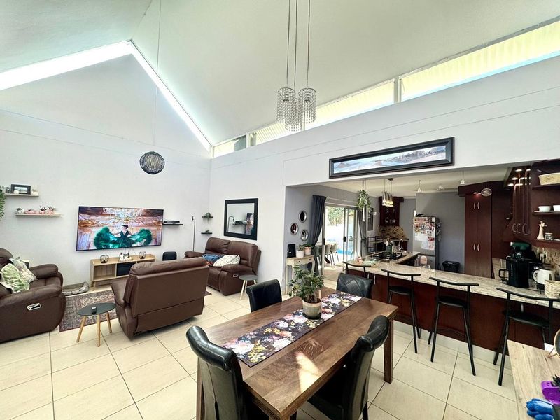 3 Bedroom House For Sale in Elisenheim - Photo 10