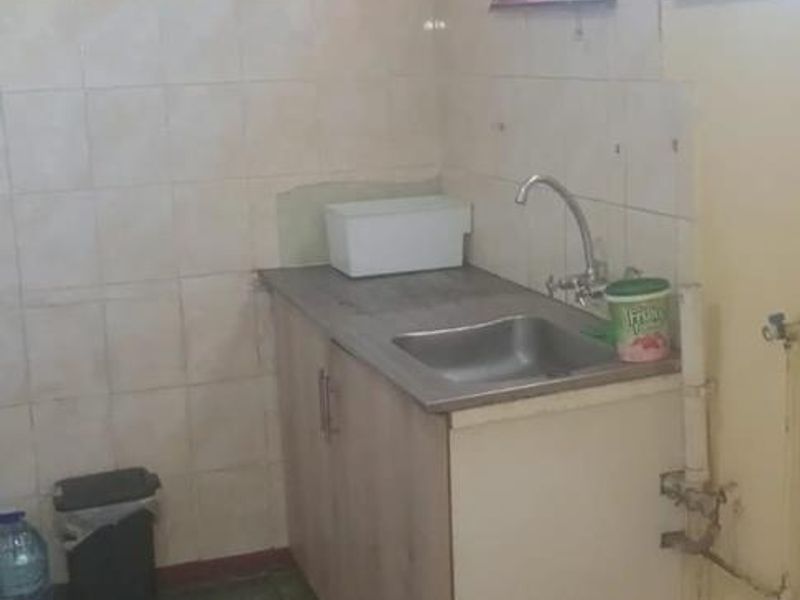 Two-bedroom apartment for rent in the heart of Gugulethu - Photo 7
