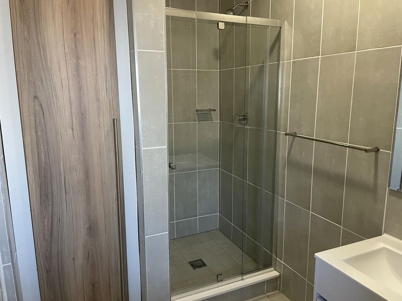 One Bedroom apartment with Sea View in Ballito - Photo 7