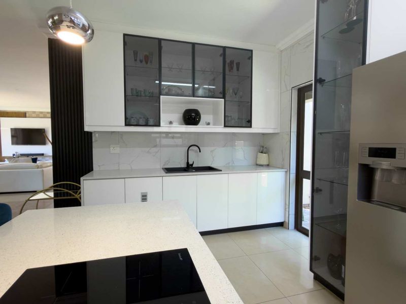 Modern Charm Meets Estate Living - Photo 10