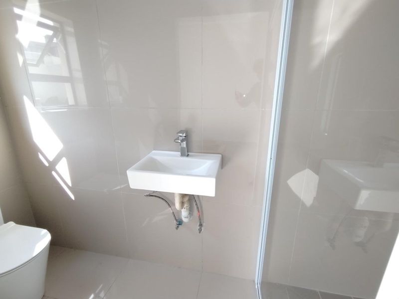 Family house with a lot of fresh air and light - Photo 7