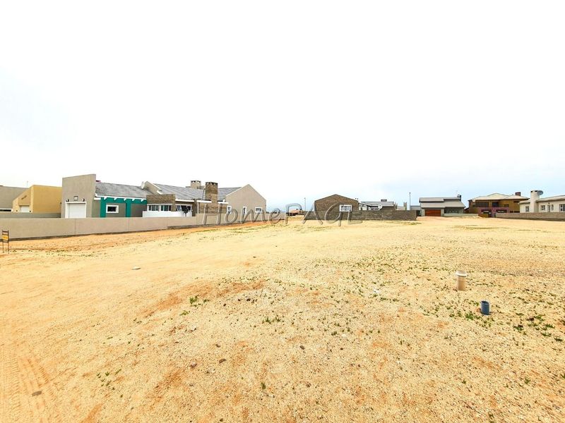Ext 11 (Sun Bay), Henties Bay:  Vacant plot is for sale - Photo 2
