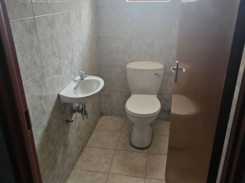 3 Bedroom House for Sale - Photo 6