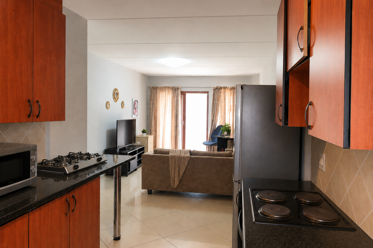 Fibre-Ready 2-Bedroom Apartment with Pool Access in Little Falls - Photo 4