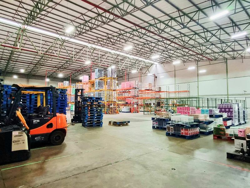 Warehouse To Let in New Germany | 3,301.50m2 | Approx. 12m-13m Internal Height | R95/m2 - Photo 3