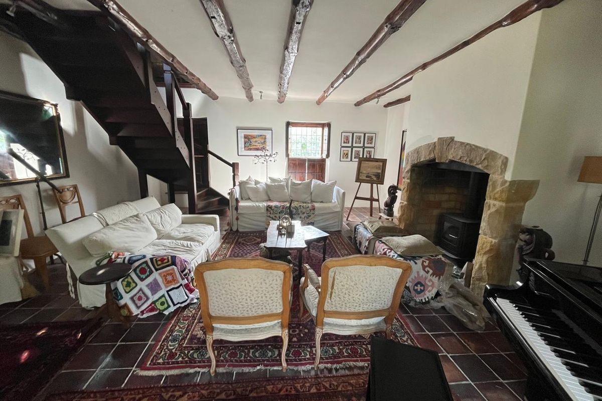 Two storey house in Chelsea Village,Wynberg Upper - Photo 5