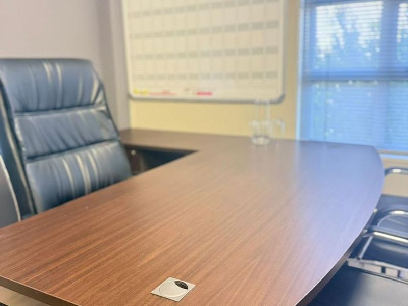 Fully functional and furnished office space to let Maerua Mall - Photo 10