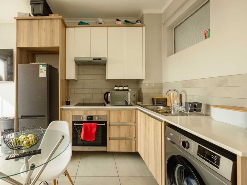 INVESTMENT OPPORTUNITY | MODERN 1-BEDROOM TOP-FLOOR APARTMENT IN SHERE - Photo 7