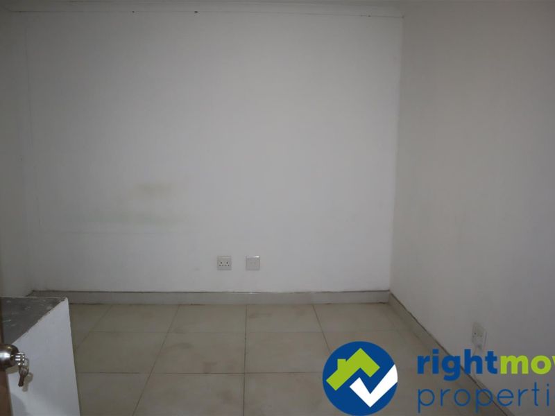 Easily accessible from the highway - Photo 8