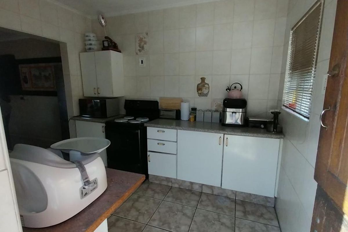Dual Living: Main House + Self-Contained 2-Bed Flatlet - Photo 3