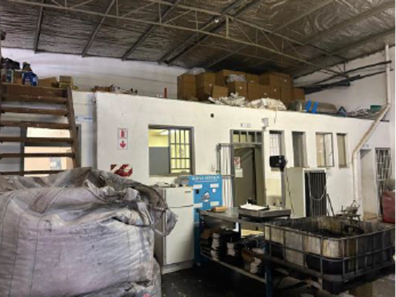 Exceptional Double-Volume Warehouse for Sale - Photo 8