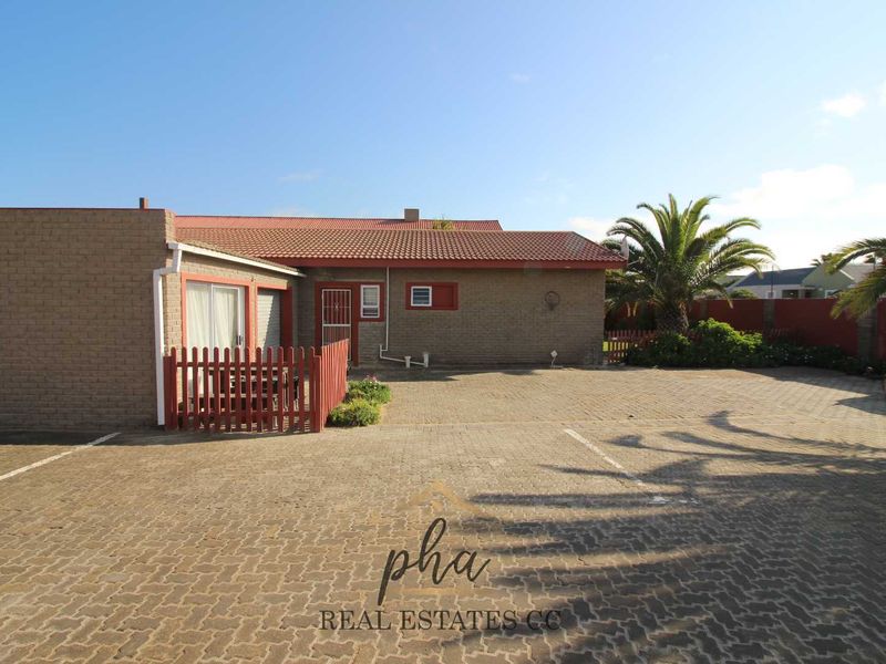 Guesthouse for sale - Swakopmund (Extension 9) - Photo 3