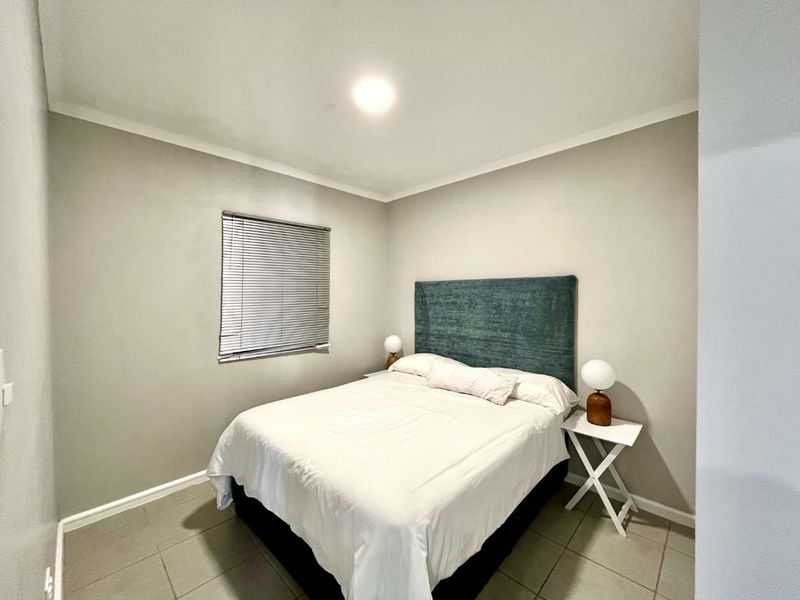 Modern Furnished 2-Bed Ground Floor Apartment - Photo 8