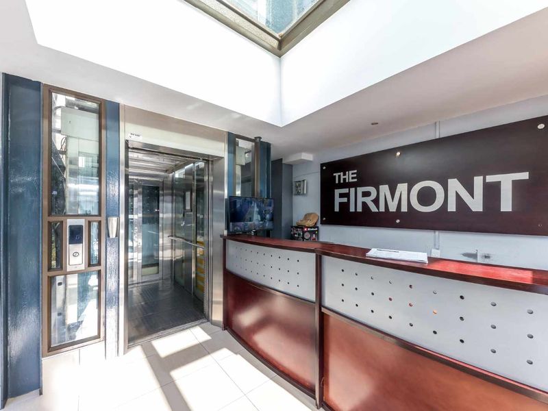 Exceptional Sea Point Opportunity Near the Promenade - Photo 3