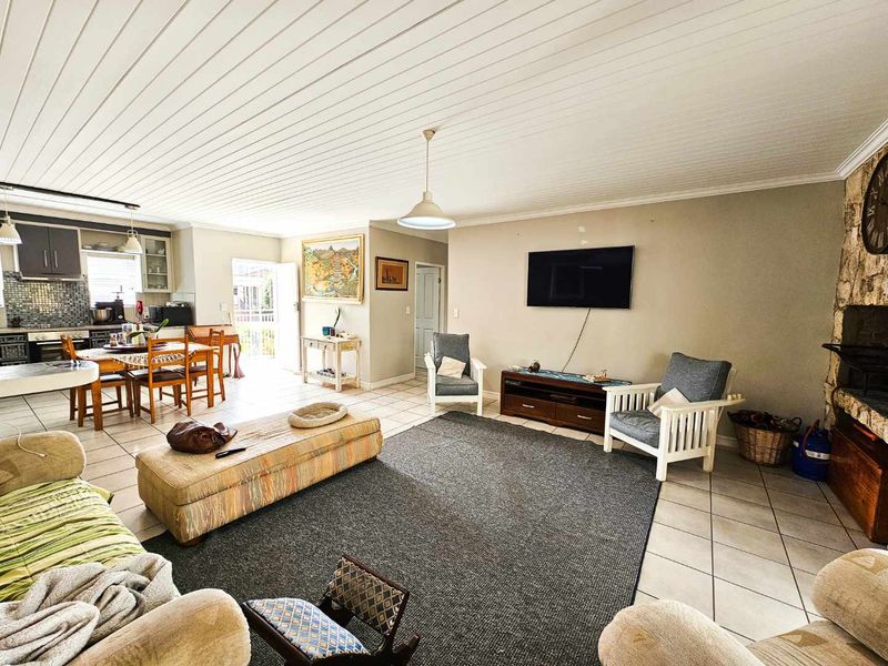 The perfect family home with modern finishes. - Photo 7