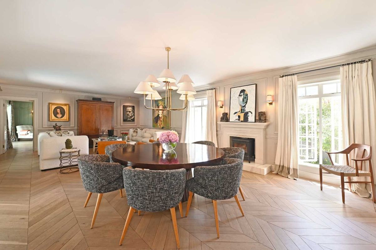 RARE BY DESIGN - Photo 3