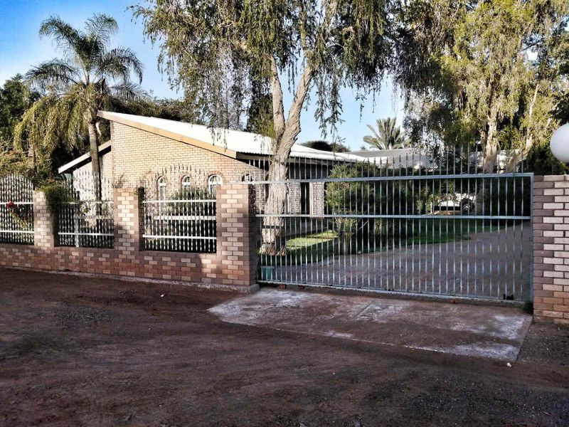 GORGOUES PLOT FOR SALE, ENDLESS POSSIBILLITIES - MARIENTAL (HARDAP) - Photo 5