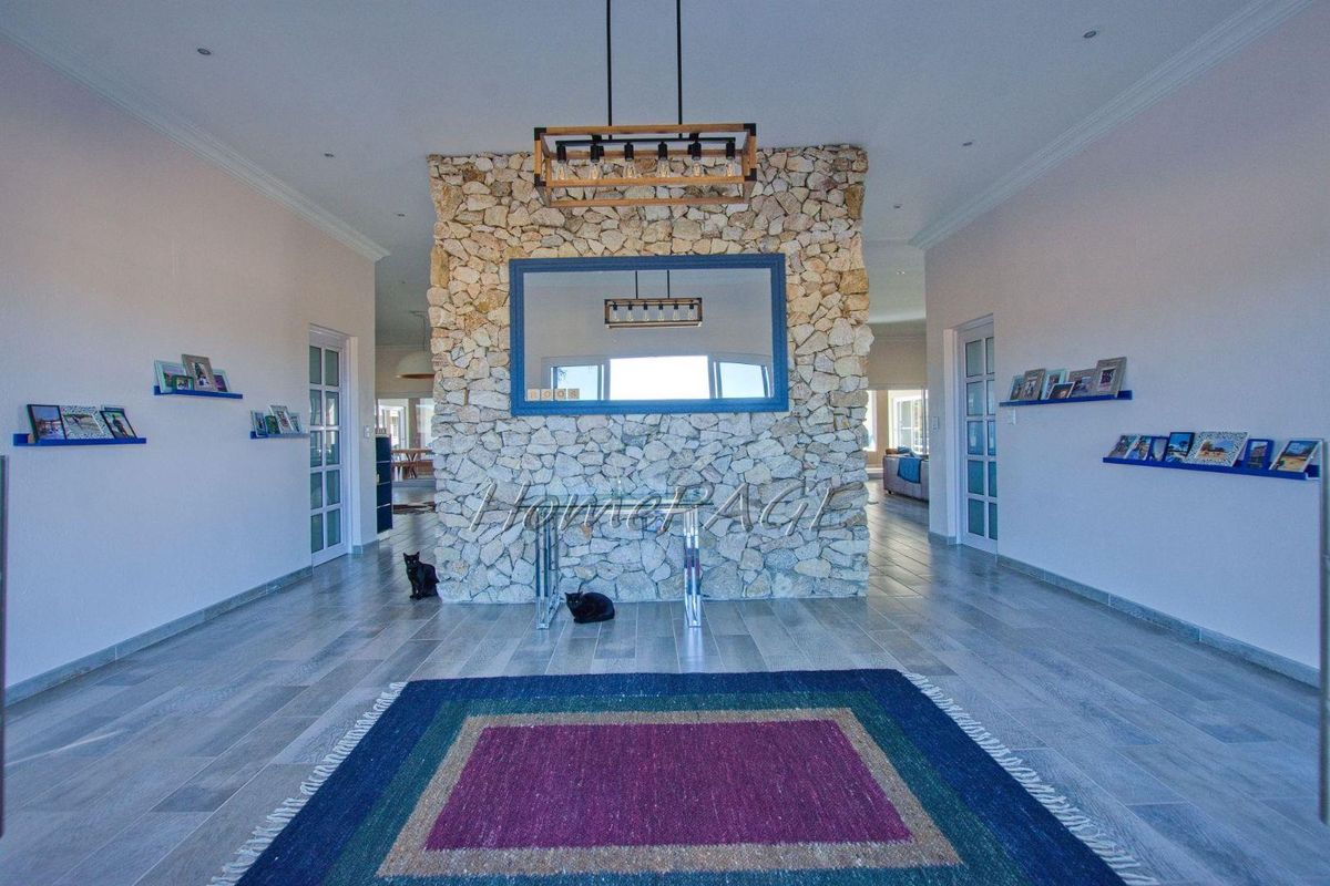 Omaruru Wildlife Estate, Omaruru:  Plot with ENORMOUS, LUXURIOUS 6 Bedr Home is for sale - Photo 5