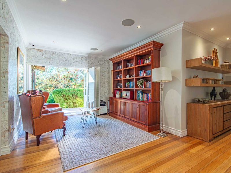 An Elegant Expression of Luxurious Living in Hillcrest - Photo 10