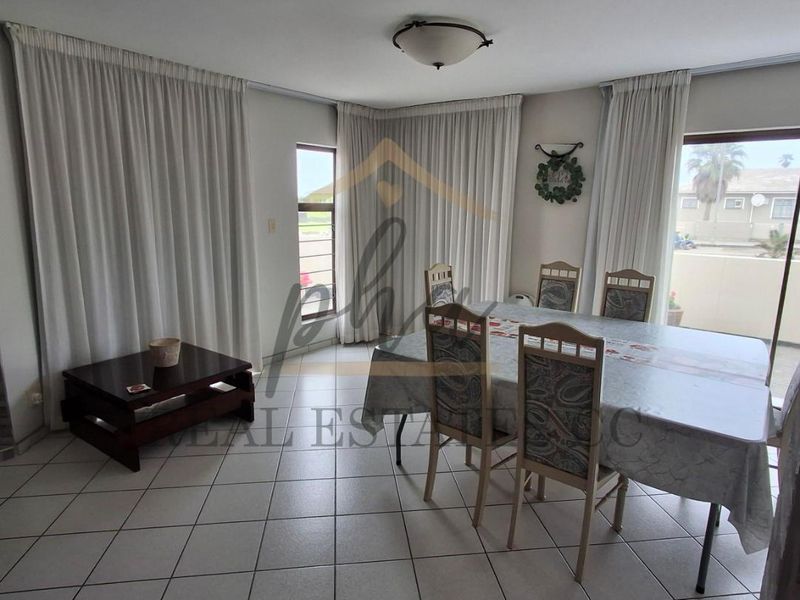 4 Bedroom Townhouse for Sale in Central Swakopmund -Zoned with Business Rights! - Photo 4