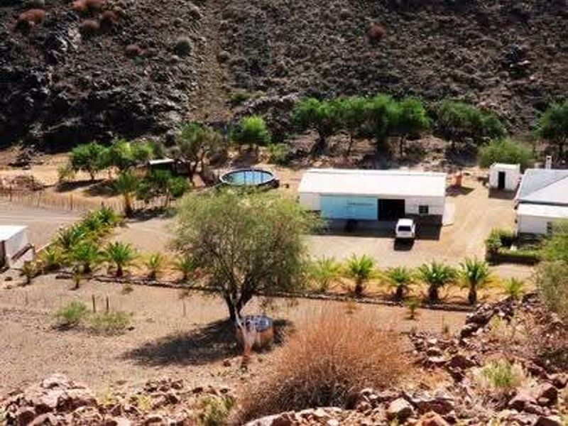 Spacious game farm in the far South of Namibia – perfectly located 266km from Keetmanshoop in the direction of Noordoewer, and only 20km from the main road. - Photo 10
