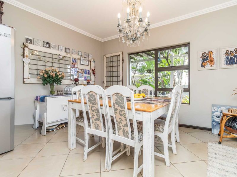 Stylish 4 bedroom family home in secure estate in Pinehaven - Photo 10
