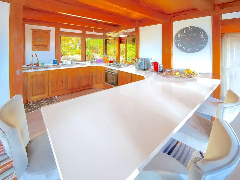 Perched Above the Rest: Modern Luxury with Panoramic Eagle Views - Photo 10