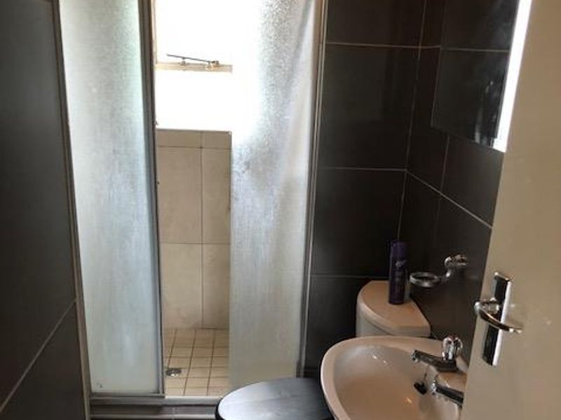FURNISHED 2 BEDROOMS - Photo 10