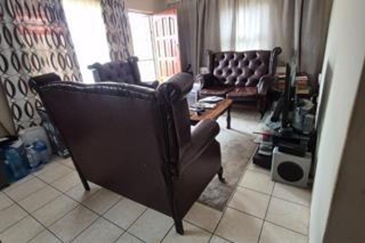 2-Bedroom Home for Sale in Kwadwesi - Photo 3