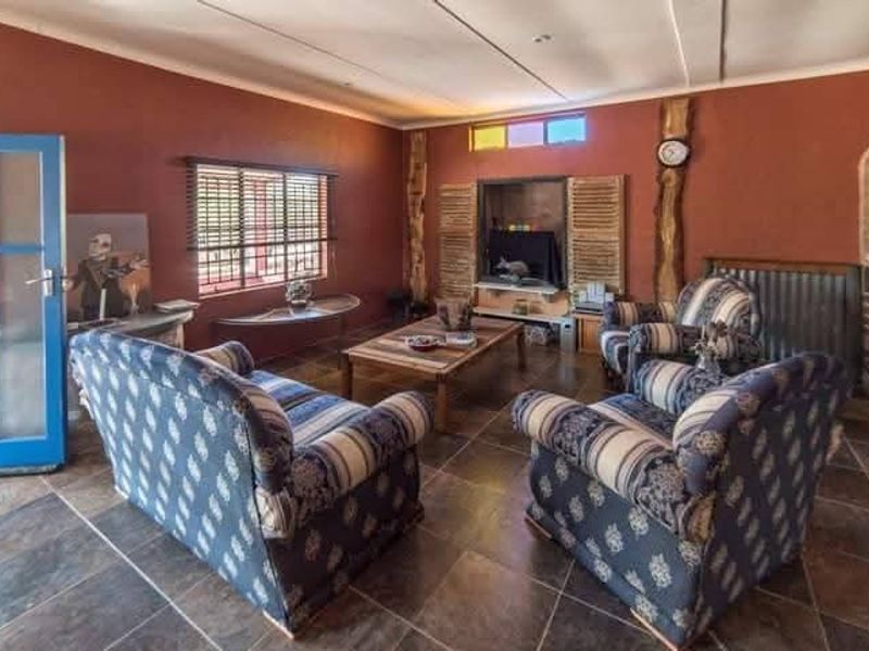 Small Holding with Tourism Potential | Mariental District, Hardap - Photo 2