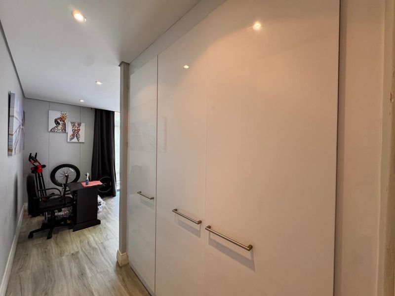 Beachfront Lifestyle, Lock-Up-and-Go-Convenience - Photo 7
