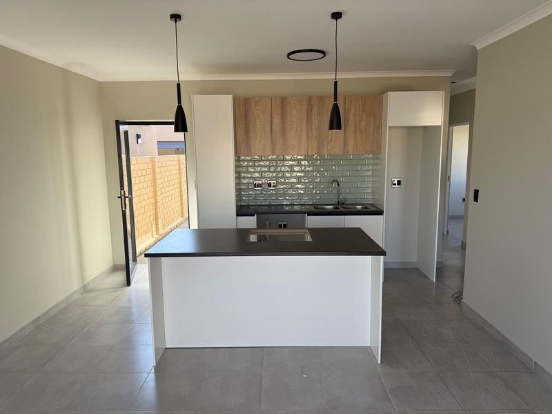 Modern Elegance In Tamariskia - Photo 4