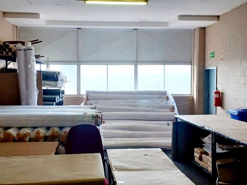 Spacious and Versatile Unit in a Prime Location - Photo 6