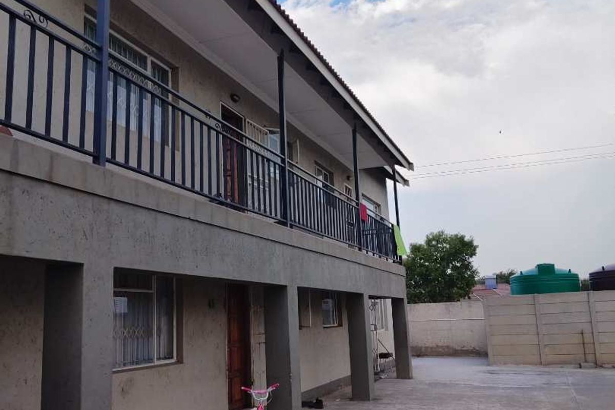 2 Bedrooms apartment for sale in Eloff Square - Photo 5