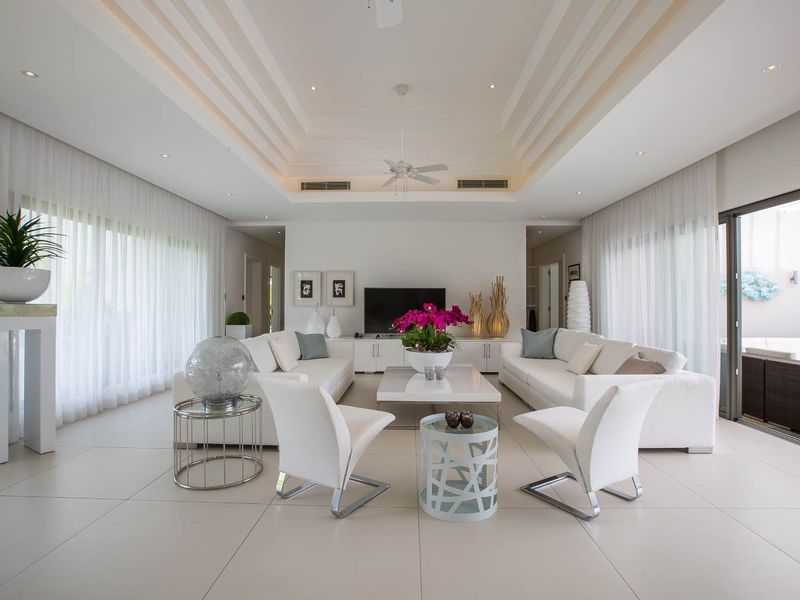 Elevated Luxury with Breathtaking Golf & Mountain Views. - Photo 8