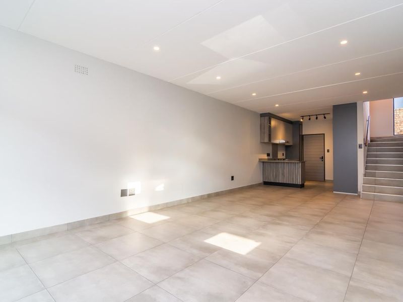 Secure estate living modern three bedroom home with quality finishes - Photo 8