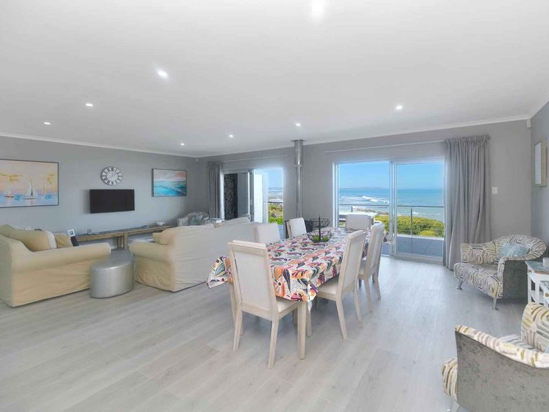 A Villa on the Shore - Photo 9