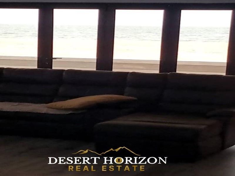 Erongo, Walvisbay, Wakuna | 3 Bedroom Sea front House For Sale / Investment Oppertunity!!! - Photo 5