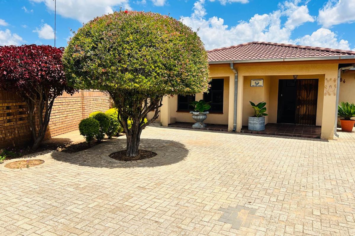 An absolute Gem - Photo 2