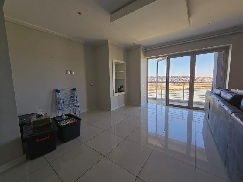 Luxurious, 1st floor apartment for rent in The Links, Ebotse Golf & Country Estate. - Photo 5
