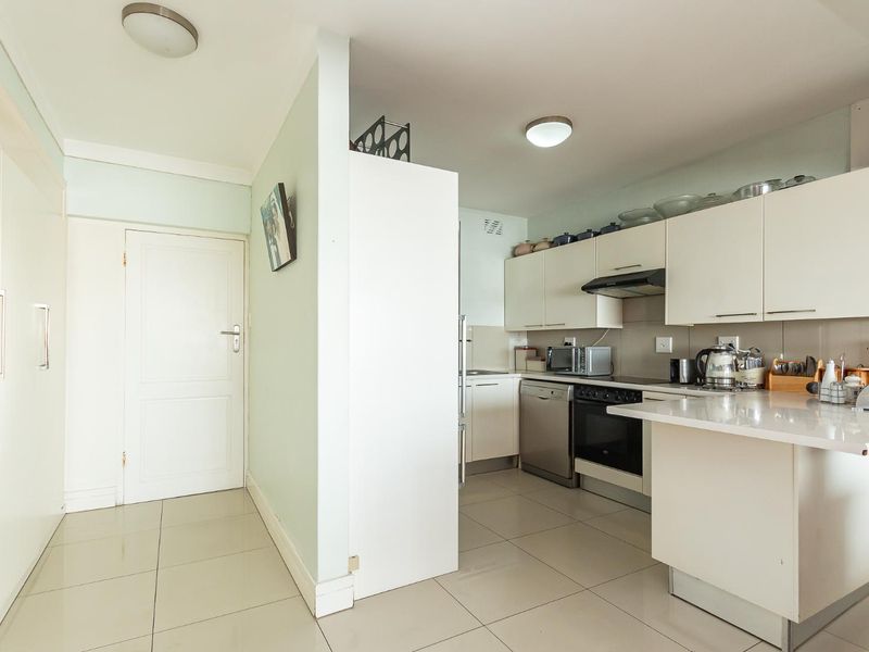 Move-In Ready 3-Bed Apartment in Kenilworth Upper - Photo 2