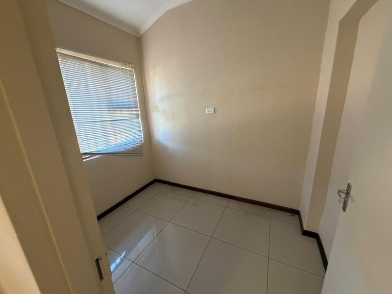 🏢 OFFICE SPACE TO LET – Windhoek North 📍Hosea Kutako Drive, Windhoek North - Photo 10
