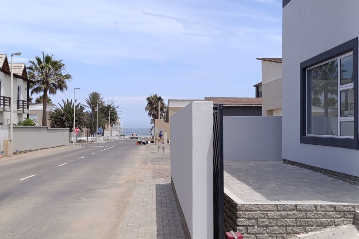 **Brand New Home for Sale in Waterfront, Swakopmund, Namibia 🏡** - Photo 4