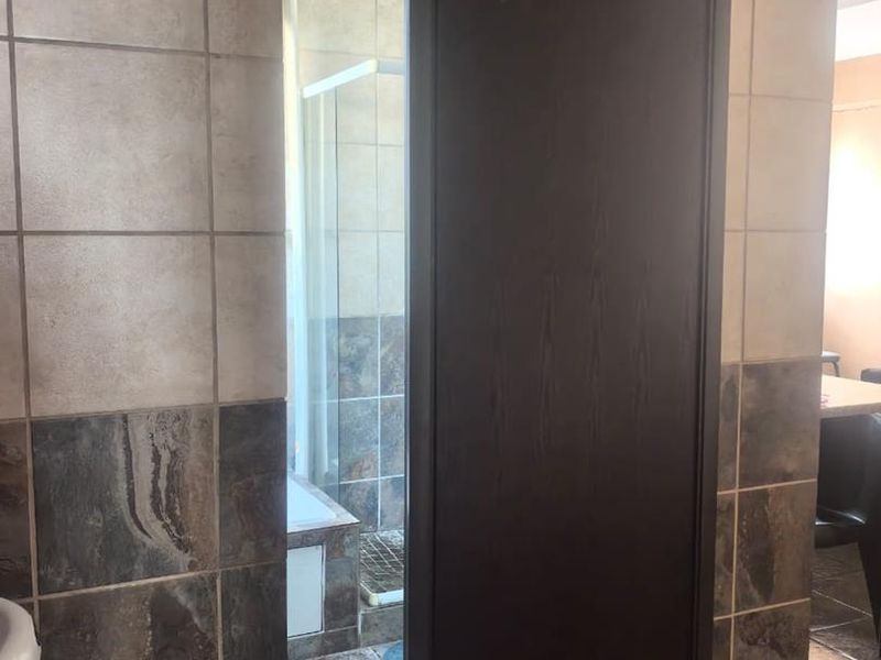 2 Bedrooms Apartment for Sale in Sunnyside, Pretoria - Photo 7